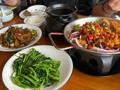 -莲餐厅·湖北菜·潜江小龙虾店(愚园路店)