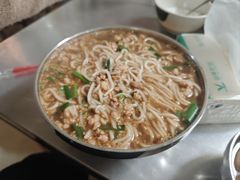 -正宗杨记普洱酸醋米线(总店)