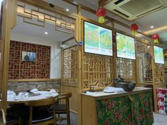-东北农家院·铁锅炖(莘庄店)