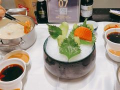 -红鼎豆捞·非遗鲍皇汤火锅(宝丰路店)