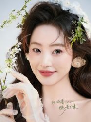 -蒙娜丽莎婚纱摄影(爱城总店)