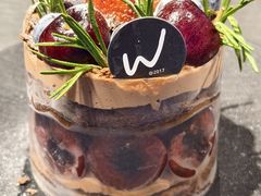 -W COLLECTIVE  DESSERT SHOP