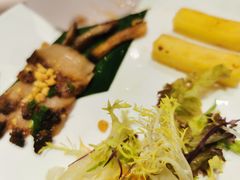 西贡炭烧烤猪颈肉配菠萝-美奈小馆·越南料理(中航城君尚购物中心店)