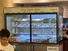-天成·潮州牛肉脆肉鱼生蚝自助火锅