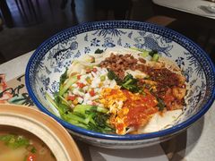 -秦唐一号西安菜馆(钟楼店)