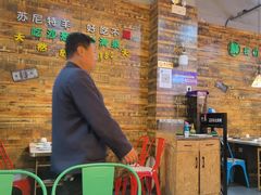 -哈尔滨烧烤·山河村铁锅炖(交大店)