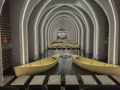 -涨巢·潮玩水疗局