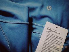 -lululemon(上海浦东IFC店)