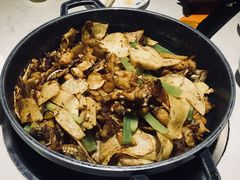 干锅牛蛙-蛙蛙叫干锅年代(簋街总店)
