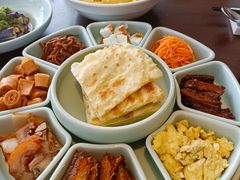 -静之湖湖畔餐厅