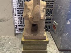 -泓历皇朝酒店(东亭店)