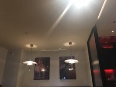 大堂-青年公社烤鸭(宝杨宝龙广场店)