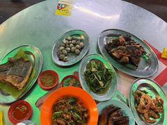 -黄亚华小食店(Jalan Alor)