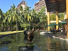 -三亚湾海居雅高铂尔曼度假酒店