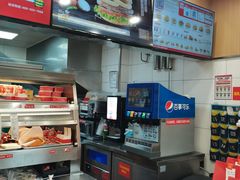 -塔斯汀中国汉堡(白云京溪地铁站店)