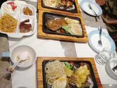 -东莞市莞城红色庄园西餐厅(东城西路店)