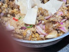 蒜香蛙-蛙小侠·沸腾砂锅牛蛙(增城东汇城店)