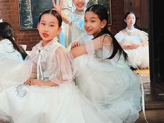 -翎秀服装模特
