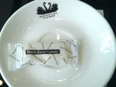 花生扎糖-BLACKSWAN黑天鹅(环球店)