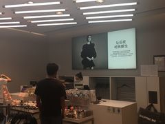 -H&M(天一广场店)