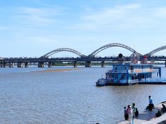 -人民防洪胜利纪念塔