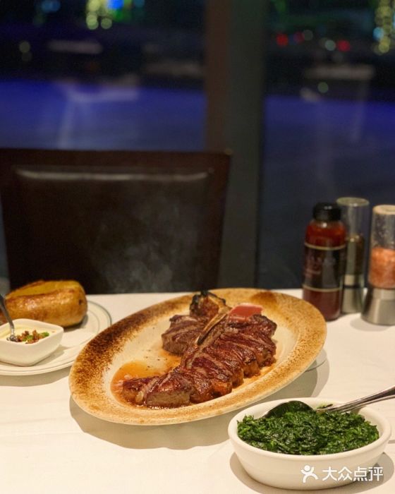 Wolfgang’s Steakhouse 沃夫冈牛排馆(上海白玉兰广场店)招牌大里脊双人份图片