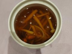 -天外天美食广场(哈尔滨路店)