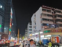 -官亭路小吃一条巷