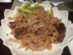 干炒牛河-食肆&Fourteen(武林夜市店)