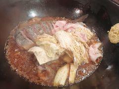-王老六铁锅炖鱼(圣亚海洋店)