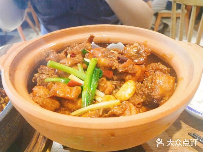 滇越乘象云南餐厅(次渠店)图片
