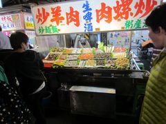 -六合夜市
