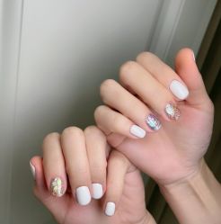 -猪猪女孩日式美睫美甲