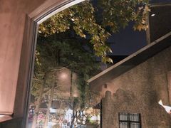 -穹六人间 people 6(岳阳路店)