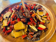 -隔壁老王·家常云南菜(花巷店)