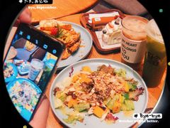 -YUMI芽米·法式烘焙·咖啡(骖鸾路店)