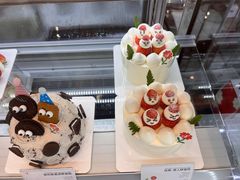 -花花卷卷·鲜食蛋糕(静安久光百货店)