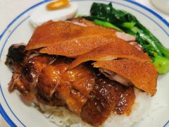 乳猪三宝饭-香港新发烧腊茶餐厅(水围店)