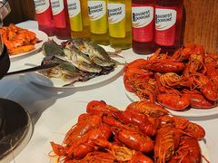 -领鲜活海鲜榴莲自助火锅(东门店)