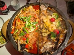 -鸣记脆皮烤鱼(三八广场店)