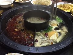 -重庆德庄火锅(体育中心店)