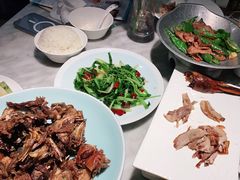 -雀蓝川菜(奥体广场店)