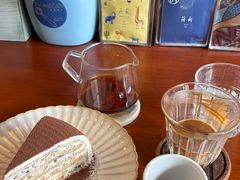 -Be Lived Cafe比例咖啡(摩天轮店)