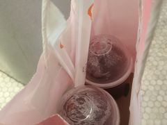 -喜茶(迪士尼小镇·平行宇宙店)