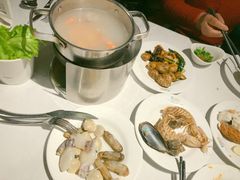 -领鲜活海鲜榴莲自助火锅(东门店)