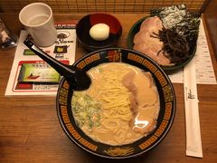 豚骨拉面-一兰拉面(新宿中央东口店)