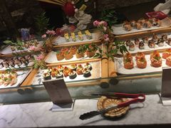 -雍和会海鲜姿造自助(湖东路店)