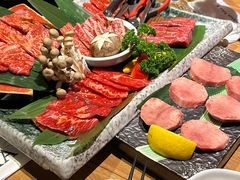 -炼火烤肉店