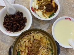 臭豆腐砂锅米线-豆香园(龙翔店)