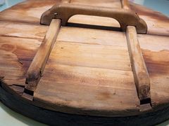 -鱼窝棚柴火铁锅炖(富山屯店)